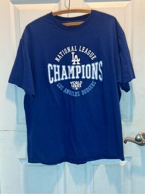 Los Angeles Dodgers 'Champions' Navy T-Shirt
